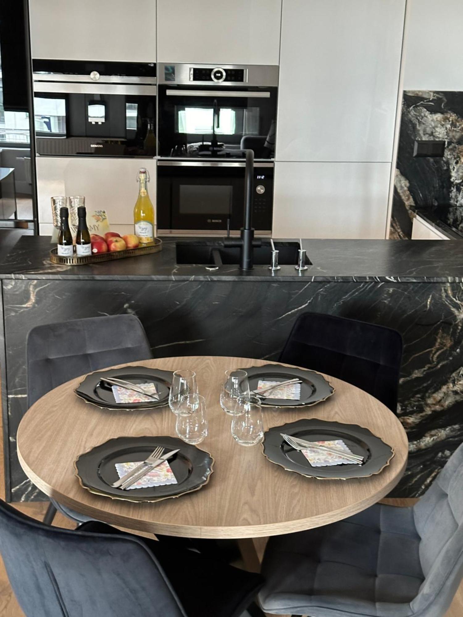 Jag Family Suite Gdynia Exteriör bild